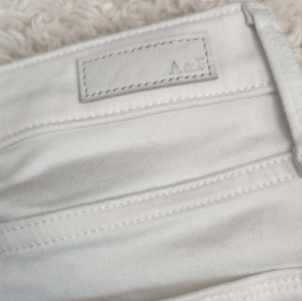 A&F | Simone High Rise Jean Legging - Picture 4 of 6